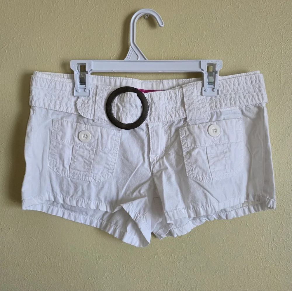 GLO Jeans Belted Low Rise Double Button White 100% Cotton Shorts